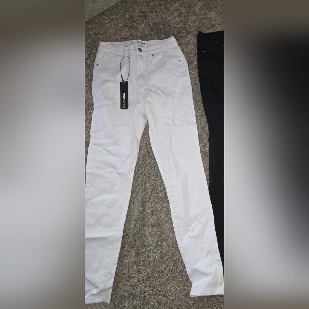Fashion Nova Crisp White Pants